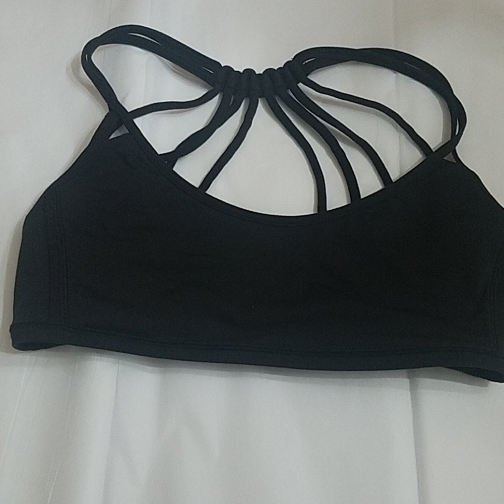 Sports bras x 3